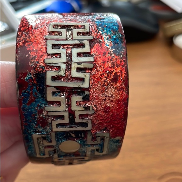 Colorful Geometric Cuff Bracelet with Mother of Pearl details - Picture 9 of 10